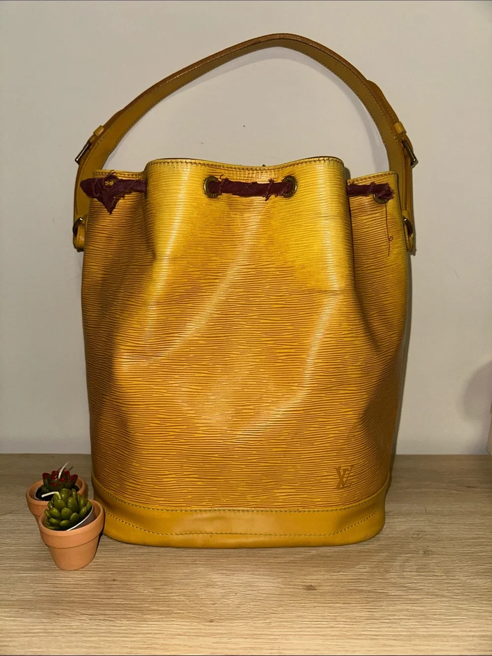 Louis Vuitton Yellow Epi Leather Drawstring Hobo - Picture 1 of 16